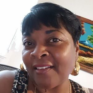 Meet your Posher, Luressa